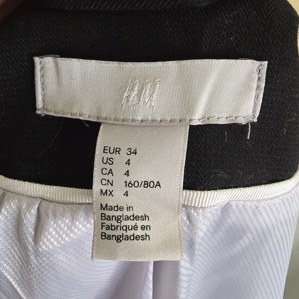 H&M Blazer - Picture 7 of 9